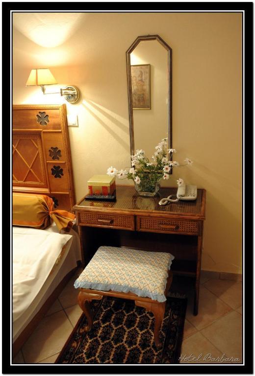 Museum Hotel Barbara Volos Kamer foto